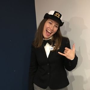 Meet your Posher, Orit